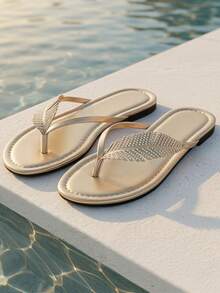 New Summer Rhinestone Leaf Flat Flip Flops, Versatile Elegant Comfortable Suitable For Beach, Resort Wear - Gold - View 4
