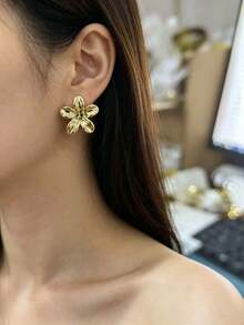 Bộ 2/12 bông tai thời trang họa tiết hoa và hình học, tông màu kim loại. Bộ bông tai sành điệu dành cho nữ. Thích hợp cho du lịch và nghỉ mát mùa hè. - Vàng - Xem 5