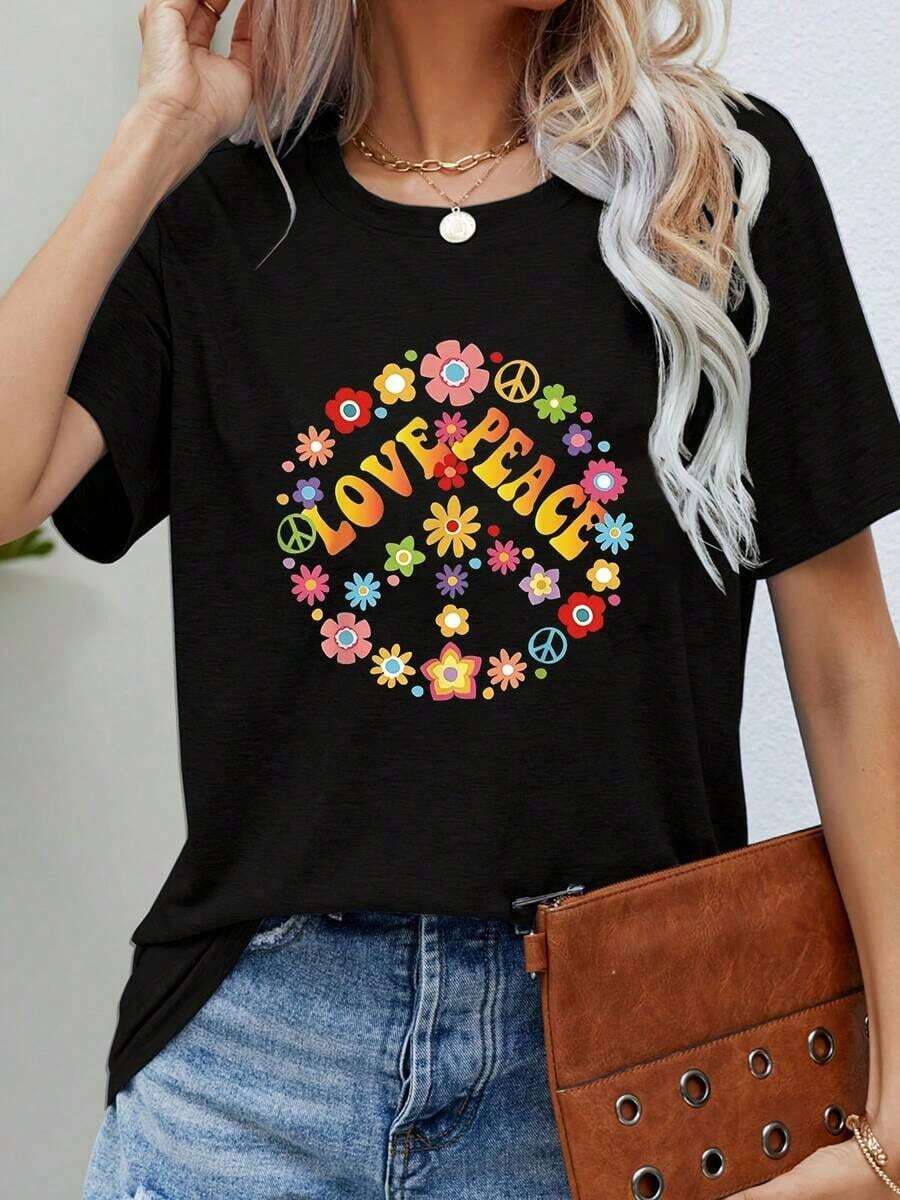 SimpieAndVersatileDesign[Especial de Festival] Camiseta de manga corta de primavera/verano para mujer con cuello redondo, con estampado de texto "PEA" y "LOVE" bajo una corona, con temática de paz y amor para festivales de música. Camiseta de algodón 2SHL - Negro - Ver 1