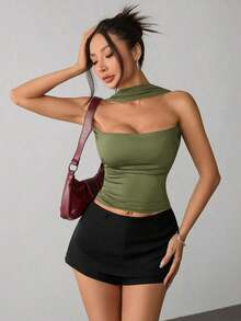 Top corto de mujer elegante y sexy con cuello halter y espalda descubierta - Verde militar - Ver 6