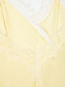 Camiseta de tirantes de mujer con parches de encaje y bajo asimétrico, versátil para citas y fiestas, de verano - Amarillo - Ver 11