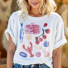 Camiseta Gráfica de Mariscos Franceses – Diseño Vintage de Sardinas, Langosta y Tomate A423 – Transpirable y Amigable con la Piel - Color 4 - Ver 4