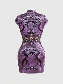 ROMWE Goth Nuevo vestido corto de mujer con abertura lateral, estampado de foil con totem de serpiente y media luna de estilo chino en terciopelo diamante - Multicolor - Ver 4