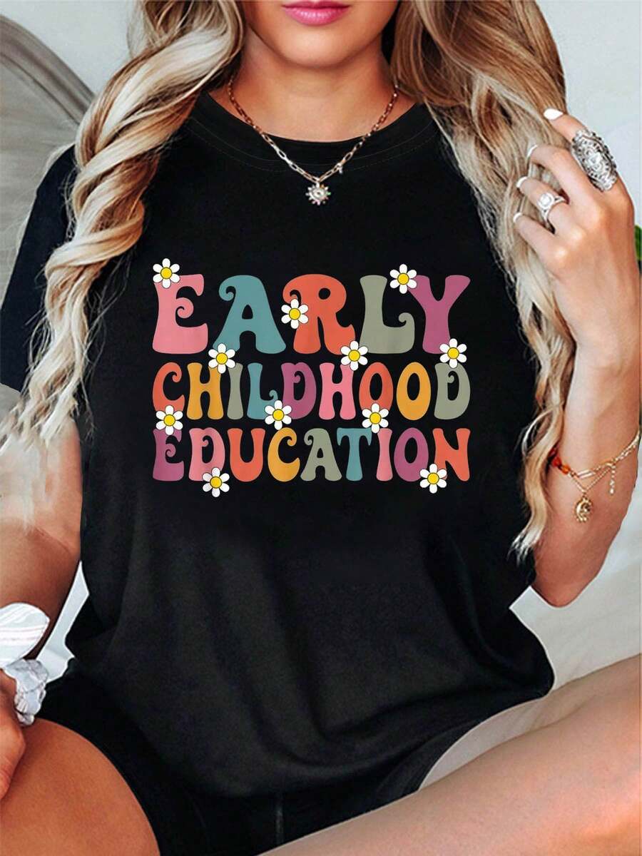 Camiseta de Educación Infantil para Mujeres Talla Grande - Estampado de Letras del Alfabeto (- Primero), Manga Corta y Cuello Redondo Casual para Maestras, Guarderías y Personal - Cómoda y Profesional para Uso