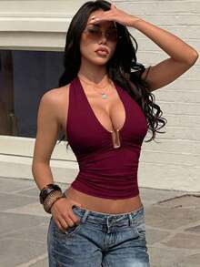 Camiseta corta con cuello halter, escote profundo en V, empalme de metal, espalda descubierta y plisados, adecuada para uso diario, ir al trabajo, citas, vacaciones, Día de San Valentín, verano casual - Burdeos - Ver 8