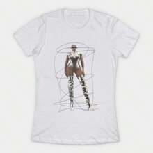Women's Cyborg T-Shirt By B1eyonc220G. Essential Unisex AL1Godn T-Shirt, 220g Of Unique Softness. Designed To Fit All People, Men And Women Alike. Durable, High-Quality Fabric, Ready For Any Cut, Delicate To The Touch But Built To Withstand. Lightweight Women's Tops, Autumn Outfits, Vacation Wear, New Year's Costumes For Her. - 白色 - 查看 1