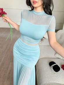 Conjunto de 2 piezas de top ajustado de manga corta con parches de malla azul claro y falda plisada de malla maxi de cintura alta, sexy y elegante, adecuado para citas, fiestas, vacaciones, bodas, cenas formales, primavera/verano - azul claro - Ver 1