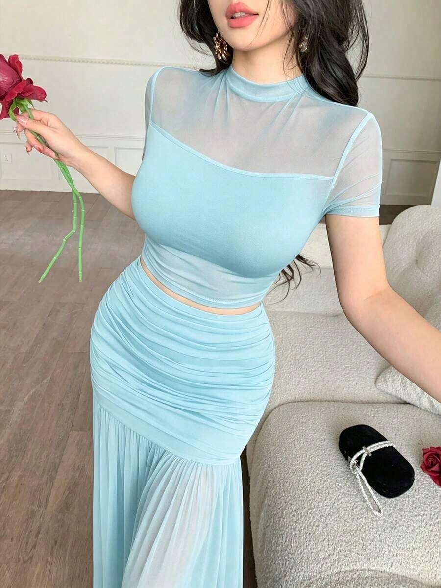 Conjunto de 2 piezas de top ajustado de manga corta con parches de malla azul claro y falda plisada de malla maxi de cintura alta, sexy y elegante, adecuado para citas, fiestas, vacaciones, bodas, cenas formales, primavera/verano - azul claro - Ver 1