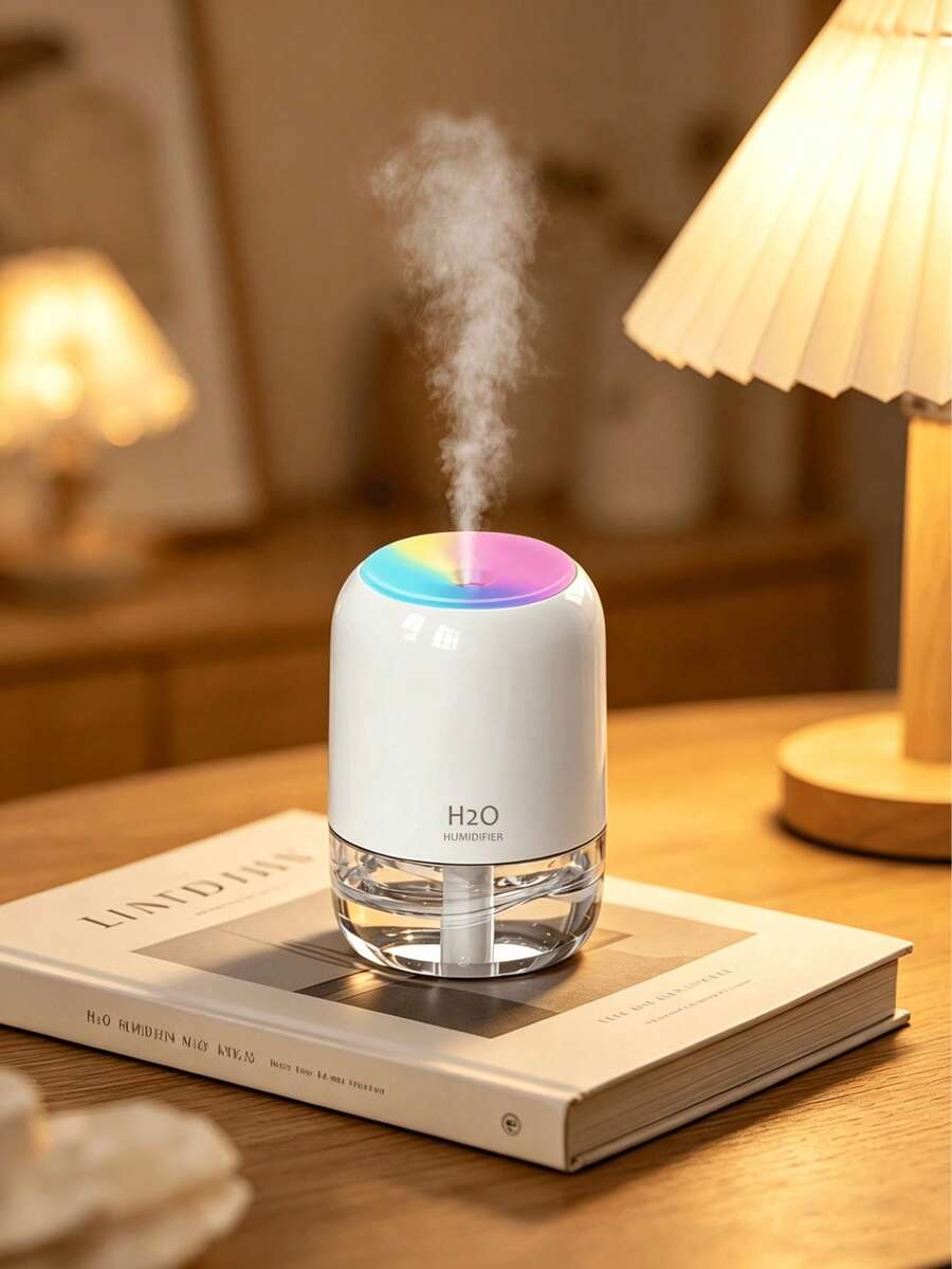 1件 200ml迷你加濕器,LED漸層燈,奶油白色機身,透明水箱。3色可選。可搭配精油使用(香氛+加濕)。靜音,USB供電。適用於汽車、臥室、客廳、辦公室、桌面、浴室、酒店、瑜伽、寵物房。 - Mist - 查看 1