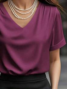 1 pieza Blusa de mujer de unicolor de satén con cuello en V y manga corta, elegante y de moda para uso diario, oficina, hogar, citas, primavera/verano, color negro casual - Morado - Ver 4