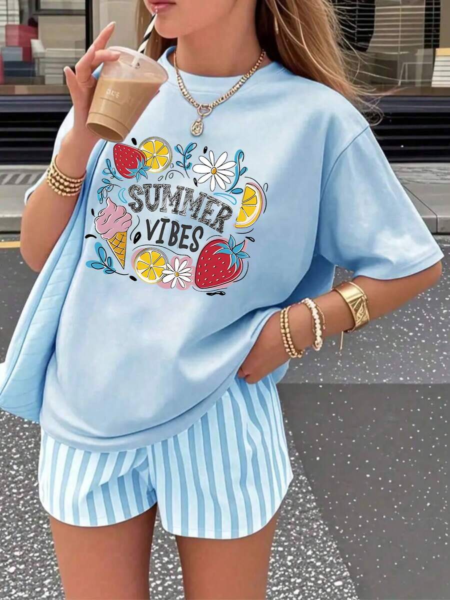 Summer T-Shirt With Fruit And Flower Graphic, Relaxed And Flattering Style. Loose-Fitting Youth T-Shirt With Strawberry, Lemon And Ice Cream Design, Flirty Style To Pair With Shorts. - YH420-藍色 - 查看 1