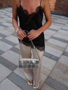 Camiseta de tirantes de mujer con parches de encaje y bajo asimétrico, versátil para citas y fiestas, de verano - Negro - Ver 5