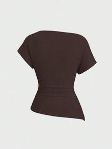 Camiseta de mujer de unicolor con pliegues, ajuste ceñido y hombro asimétrico de manga corta - Marrón - Ver 2