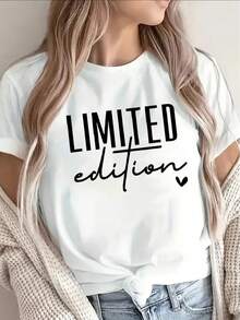 Modern Minimalist Is A Specially Designed Short-Sleeved T-Shirt, Perfect For Casual Occasions. It's Lightweight And Durable, Ideal For Everyday Activities, Whether At Home Or In A Coffee Shop, Offering Both Comfort And A Classic, Casual Look For Everyday Wear. - 白色 - 查看 7