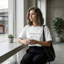 Envío local:Camiseta Oversize 100% Algodón, Diseño Minimalista Montaña Naturaleza, Estilo Casual Elegante para Mujer - Blanco - Ver 1