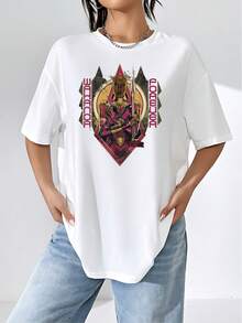 A Powerful Warrior Figure With A Spear Symbolizes Strength And Cultural Pride In Gold And Red Tones That Evoke Energy And Courage. A Comfortable And Modern White Women's T-Shirt For Everyday Wear And Casual Occasions. - 白色 - 查看 1