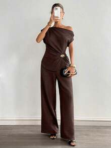 Conjunto informal de top con hombros fruncidos y decoración metálica, y pantalones de mujer de unicolor - Marrón 2 - Ver 11