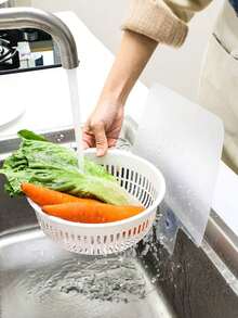 3pcs Kitchen Splash Guard, Plastic Material Suitable For Sink And Stove Scenarios. Includes Suction Cup And Splash Board, Blocks Grease And Improves Cleaning Efficiency, Heat-Resistant Structure Protects Walls. No-Installation Design Simplifies Usage, A Practical Accessory For Cooking Protection. Kitchen Splash Guard Stove Accessories. - View 5