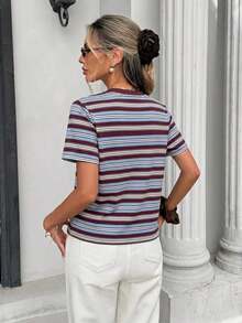 Camiseta casual de mujer de cuello redondo de manga corta a rayas, camiseta a rayas de estilo retro francés de color café, top de manga corta de cuello redondo estilizador y versátil, camiseta básica casual suave y pegajosa, top a rayas, pri - Multicolor - Ver 2