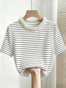 Camiseta de manga corta con cuello redondo ajustado, con cuentas y acanalada, elegante para mujeres - Blanco y Negro - Ver 5