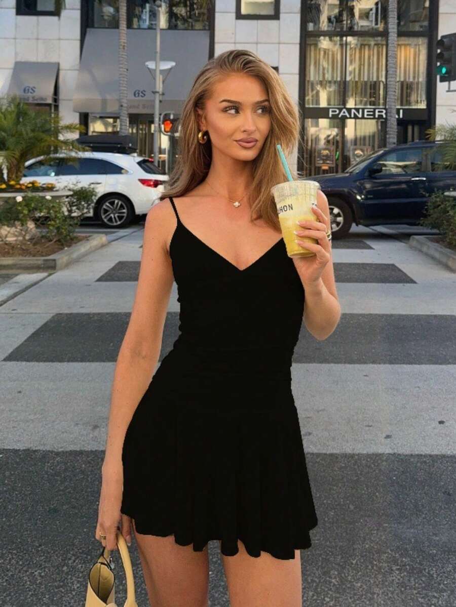 Nueva colección verano vestido corto unicolor con tirantes corte ajustado estilo elegante y sensual moda europea clásica para mujer - Negro - Ver 1