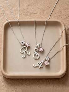 1 pieza Collar de acero inoxidable dorado con colgante de corazón rosa, letra personalizada y circonita cúbica exquisita, collar con letra de nombre simple, regalo de moda para novia, mamá, familia, amiga, hija, adecuado para aniversario, Día de San Valentín, Día de la Madre, cumpleaños, graduación, uso diario, boda, baile de graduación - Plateado - Ver 3