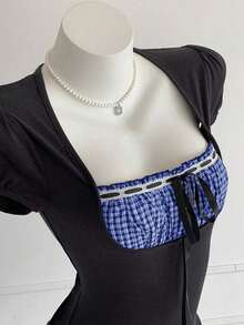 Blusa de verano elegante con volantes en el bajo, estampado de flores diminutas y parches - azul real - Ver 6