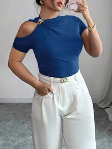 Camiseta de mujer de talla grande con decoración metálica y hombros descubiertos, para verano - Azul - Ver 5