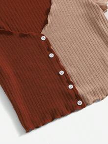 Camiseta casual de mujer con botones, mangas cortas y volantes de color contrastante - Marrón - Ver 4