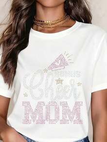 Camiseta Casual de Mujer, Corte Holgado, Cuello Redondo, Manga Corta, con Diseño de Mamá Graduada con Pedrería para Celebración de Graduación - Alta Calidad - Blanco - Ver 8