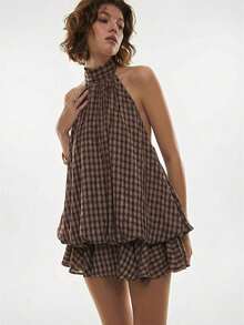Vestido corto de verano para mujer con cuello halter, espalda descubierta y volantes con estampado de cuadros - Café integral - Ver 4