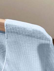 Vestido camisero con adorno de encaje, blusa de punto transparente de manga larga como cubridor para mujeres, para el verano - Celeste - Ver 3