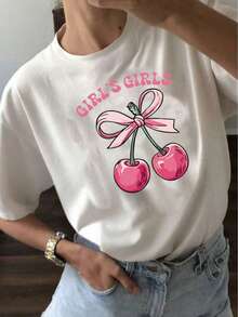 Women's Casual Summer T-Shirt With A Round Neck, Fitted Silhouette, And Short Sleeves, Featuring An Oil Painting Print With Floral, Heart, Cherry, And Lettering Designs. Simple, Casual Fabric With A Sporty Style, Perfect For Everyday Wear And A Valentine's Day Date. - 白色 - 查看 6