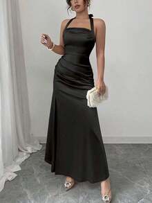 Vestido camisero elegante de color champagne, con tela de satén elástica y abertura lateral de largo maxi - Negro - Ver 3