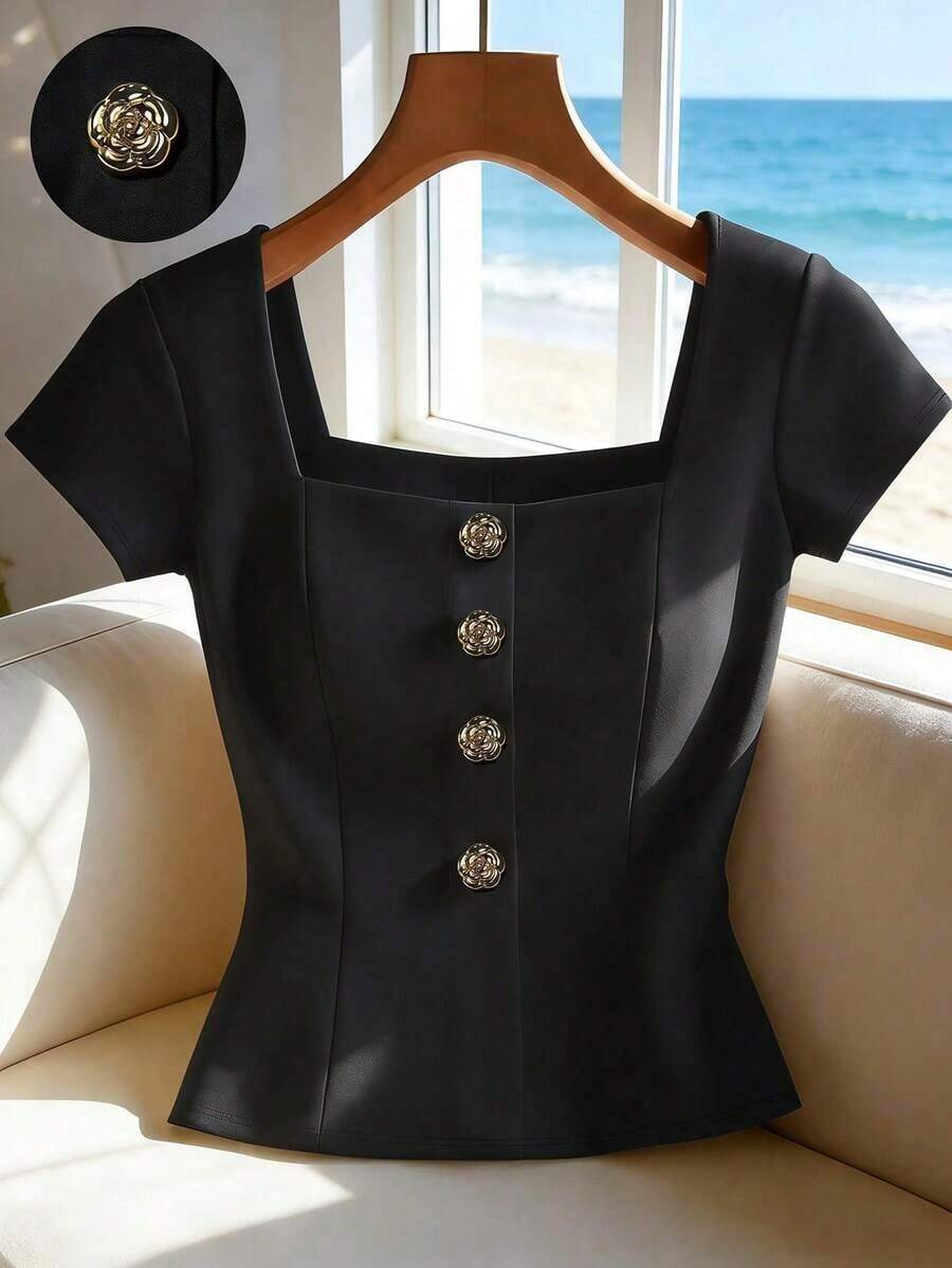 Camiseta de mujer con cuello cuadrado, botones decorativos y mangas cortas, de unicolor - Negro - Ver 1