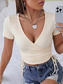 Camiseta ajustada de manga corta con cuello en V y fruncido de unicolor - Albaricoque - Ver 7