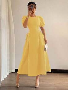 Vestido elegante y romántico para vacaciones de boda de verano 2025 en azul francés regular, con hombros sueltos, mangas abullonadas, cintura drapeada y lazo lateral ajustado - Amarillo - Ver 3