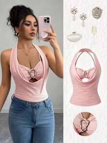 Camiseta de tirantes ajustada con cuello drapeado elegante de color negro, diseño fruncido y decoración metálica, para primavera/verano - Rosa - Ver 3
