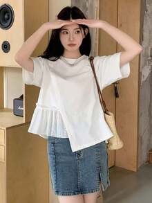 Camiseta casual de mujer para el verano con cuello redondo, manga corta, ajuste holgado y dobladillo con volantes y un solo unicolor - Blanco 2 - Ver 5