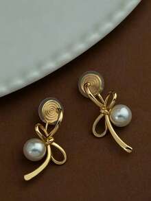 1 Pair Fashion New No Piercing Delicate Butterfly Faux Pearl Clip-On Earrings, Suitable For Women's Daily Wear - Ear Clip - View 7