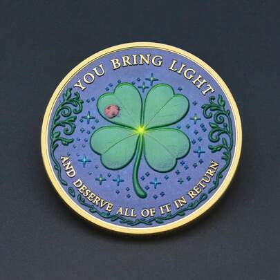 Replica Coin 1pc Embossed Painted Lucky Four-Leaf Clover Commemorative Coin, Lucky Coin, 3D Relief Pattern Coin, Unique Collectible Souvenir Lucky Gift, Two Colors Available2026 Upgraded, Ideal Mother's Day Gift For Her/Him, Premium Quality & Durable