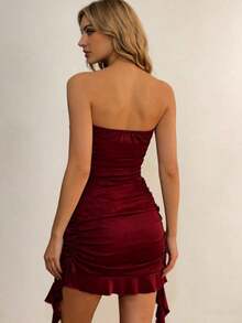 Elegante vestido ajustado de color vino tinto con cuello halter, con diseño asimétrico y fluido, perfecto para fiestas, vacaciones en la playa, festivales de música, salidas y citas, vestido ajustado de verano para mujer, vestido de fiesta para mujer - Burdeos - Ver 4