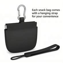 Bolsa de Silicone para Petiscos de Cachorro de Mão Única, Bolsa de Treinamento de Cachorro Pequeno de Bolso com Argola de Puxar e Tampa de Fechamento Automático (Alça de Pulso Incluída), Bolsa Portátil de Armazenamento de Petiscos para Animais de Estimação, Leve e Conveniente para Treinamento de Cachorro, Caminhada, Atividades ao Ar Livre, Material de Silicone Macio Fácil de Limpar, Bolsa Durável de Recompensa para Animais de Estimação, Tamanho de Bolso Compacto para Carregar, Adequado para Cães Médios e Pequenos, Filhotes, Acessório Essencial para Treinamento de Animais de Estimação, Disponível nas Cores Preto, Azul Marinho, Rosa, Azul Claro, Verde Escuro - Multicolorido - Visão 4