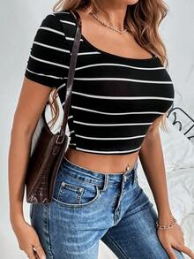 Camiseta corta de cuello redondo blanca con rayas de verano - Negro - Ver 3