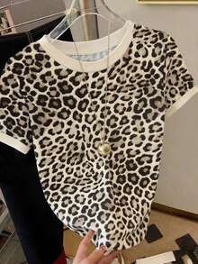 Camiseta casual de mujer de cuello redondo con estampado de leopardo clásico y contraste de color, diseño de estampado de leopardo vintage y contraste de color albaricoque, adecuado para el verano, moda, camiseta de moda, camiseta hermosa, regalo para hermanos, regalo para hermanas, regalo para mamá, regalo del Día de la Madre, top casual pero de moda - Caqui - Ver 1