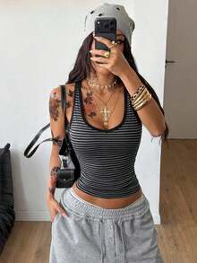 Camiseta de punto de verano con cuello en V gris, cómoda y elegante, con encaje de contraste, para salir y vacaciones - Negro 2 - Ver 3