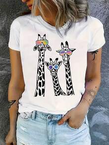 Camiseta casual de mujer con estampado de jirafa y gafas, manga corta, cuello redondo, top de punto de poliéster, ligeramente elástica, corte regular, adecuada para todas las estaciones - 95% poliéster, 5% spandex, 180 gramos por metro cuadrado. - Blanco - Ver 1