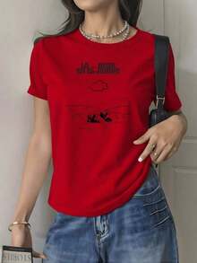 Summer. The Cloud In The Garden Symbolizes Calm And Rest Amidst Nature, Conveying Serenity And Freedom. Women's T-Shirt, 100% Soft And Comfortable Cotton, Ideal For Everyday Wear. Fashionable All-Match Women's Short Sleeve T-Shirt, Basic Style For Inner And Outerwear. - 紅色的 - 查看 12