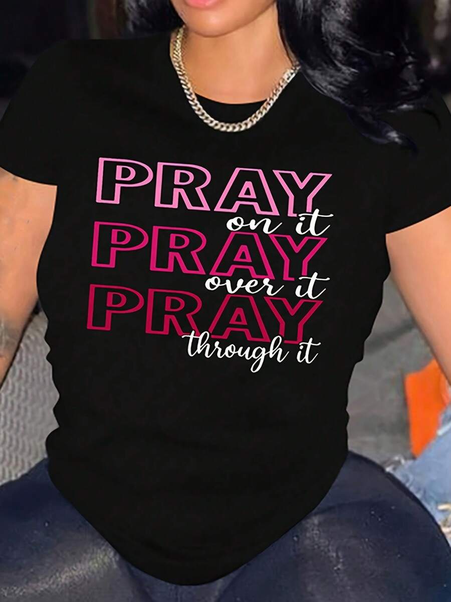 Plus Size Women's T-Shirt "Pray Over It, Pray It, Pray Through It" - Soft And Stretchy Crew Neck Short Sleeve Garment With Bold Pink And White Lettering, Lightweight Clothing Suitable For Church, Study, Prayer Groups, Spring And Summer Casual Wear - 黑色 - 查看 1