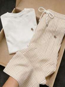 2 piezas Conjunto de top de manga corta con estampado floral bordado falso y rayas y pantalones a rayas, atuendo casual adecuado para el uso diario, citas, fiestas, otoño/invierno/verano, Navidad, Año Nuevo, Acción de Gracias, fiestas, bodas, - Caqui - Ver 7